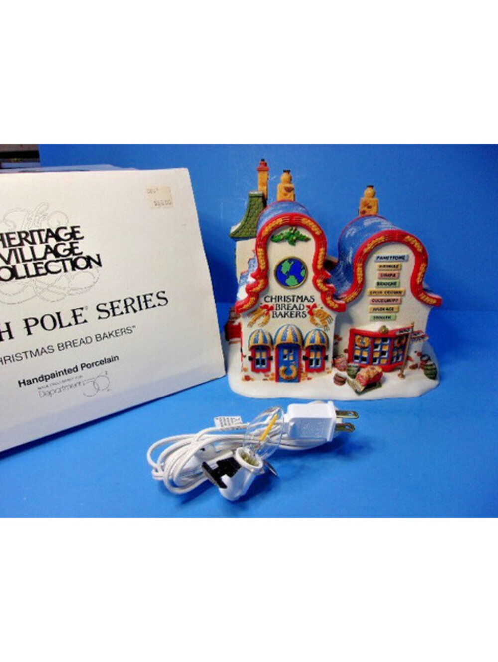 Dept 56 Christmas Bread Bakers #56393 North Pole Village Series Lighted House